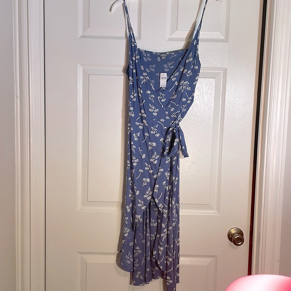 Aerie sleeveless, wrap dress